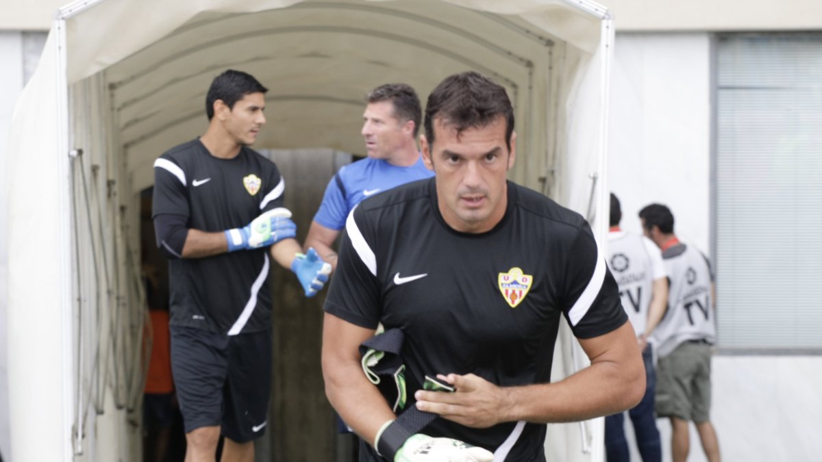 Esteban en primer plano con Ustari y Férez en aquella temporada 2013-2014 en Primera.