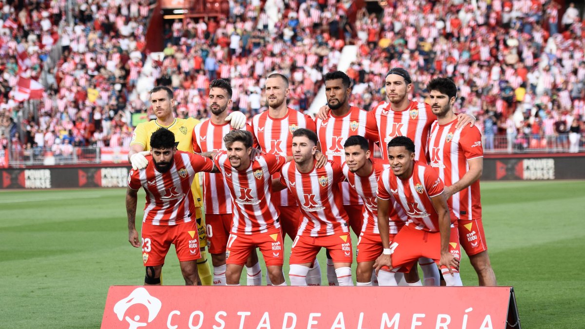 El once del Almería ante el Valladolid.