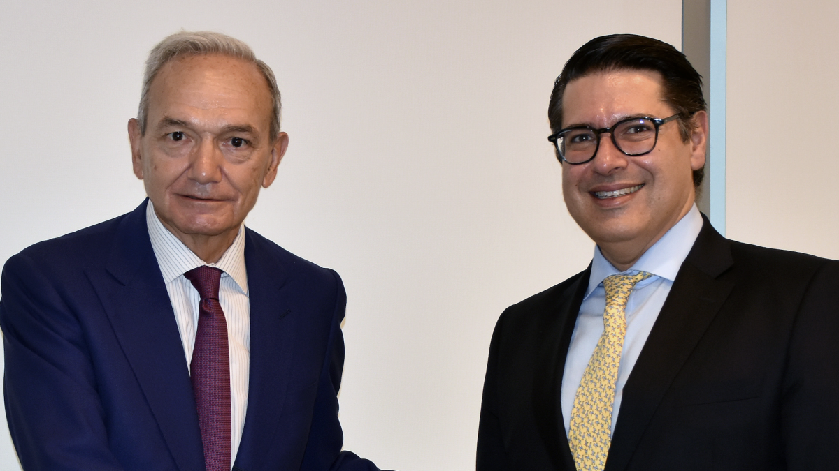 Firma presidente de BCC-Grupo Cajamar y vicepresidente del Banco Europeo de Inversiones