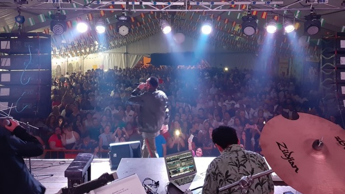 Los Llanos de Vícar han celebrado su festividad en honor a San Fernando Rey y la Virgen Milagrosa.
