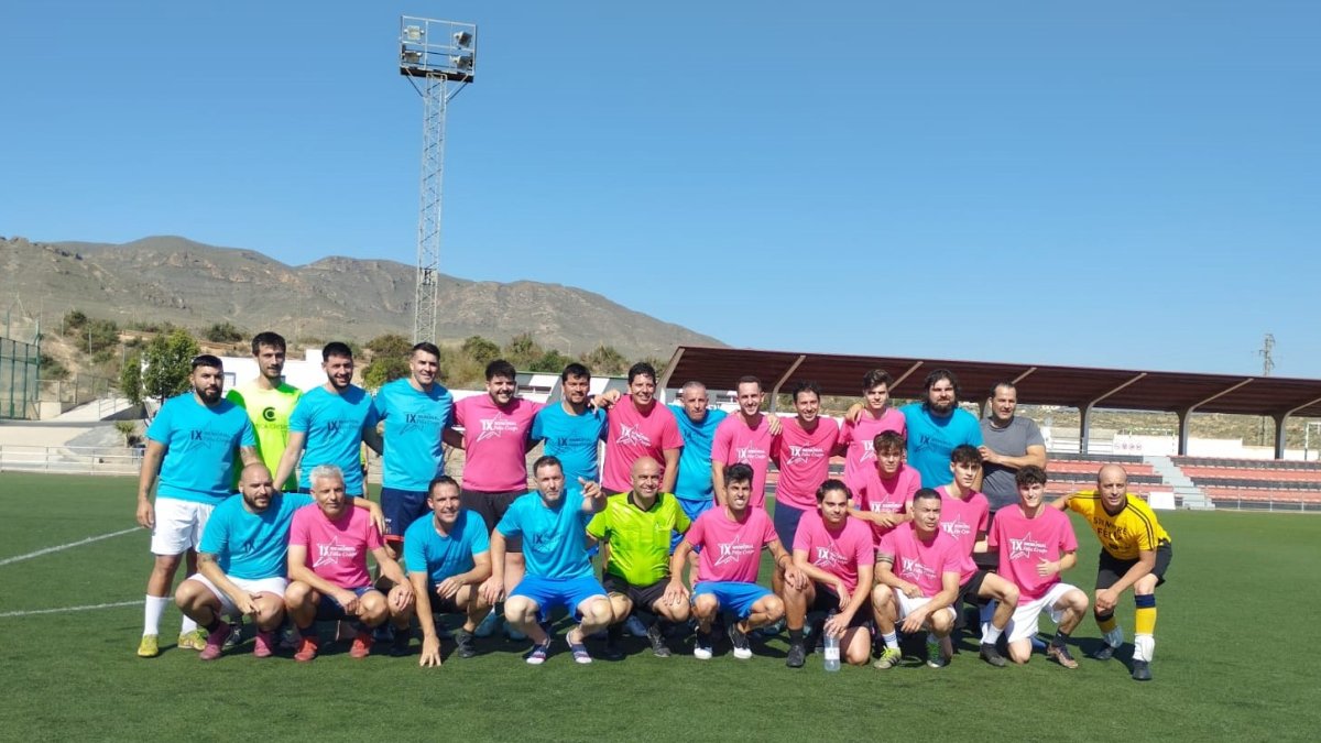Los equipos posan en el \'Jerónimo Rodríguez\'.