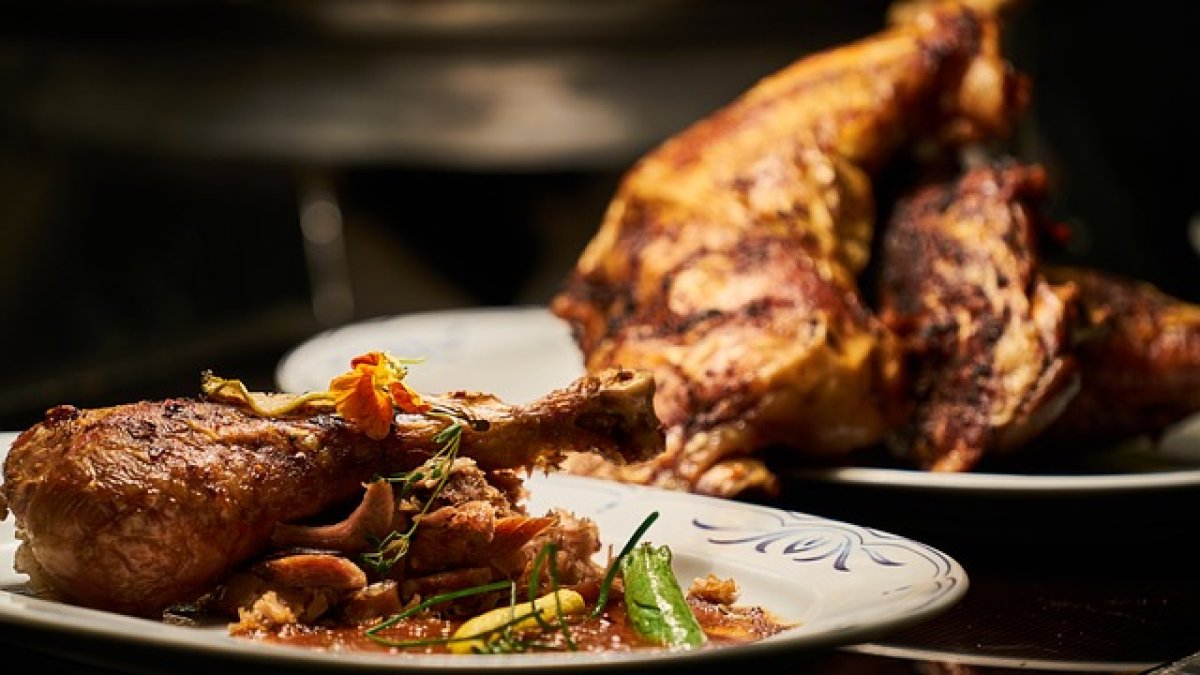 Pollo asado para almorzar.