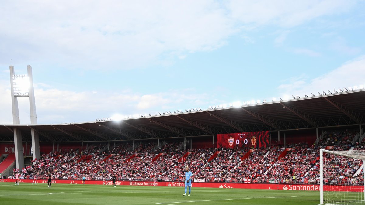 El Almería aguarda el estreno de la nueva temporada contra el Rayo Vallecano.