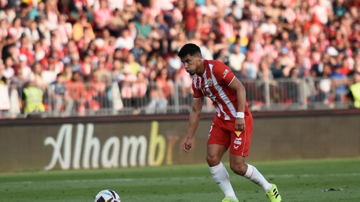 Lucas Robertone en el último partido en casa de la pasada campaña ante el Valladolid.