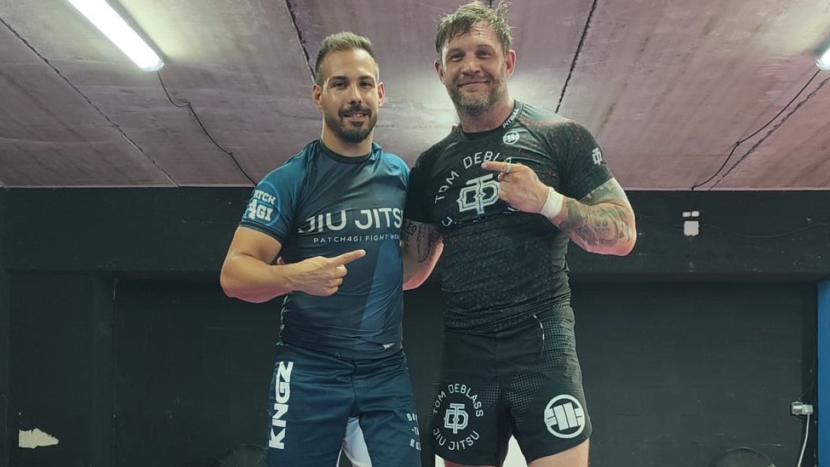 Christian Collado y Tom Hardy, la pasada semana en el centro deportivo Dayron Club de Huércal de Almería.