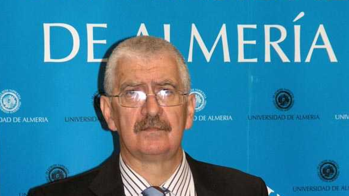 Hermelindo Castro Nogueira, Melo, en una imagen en la Universidad de Almería