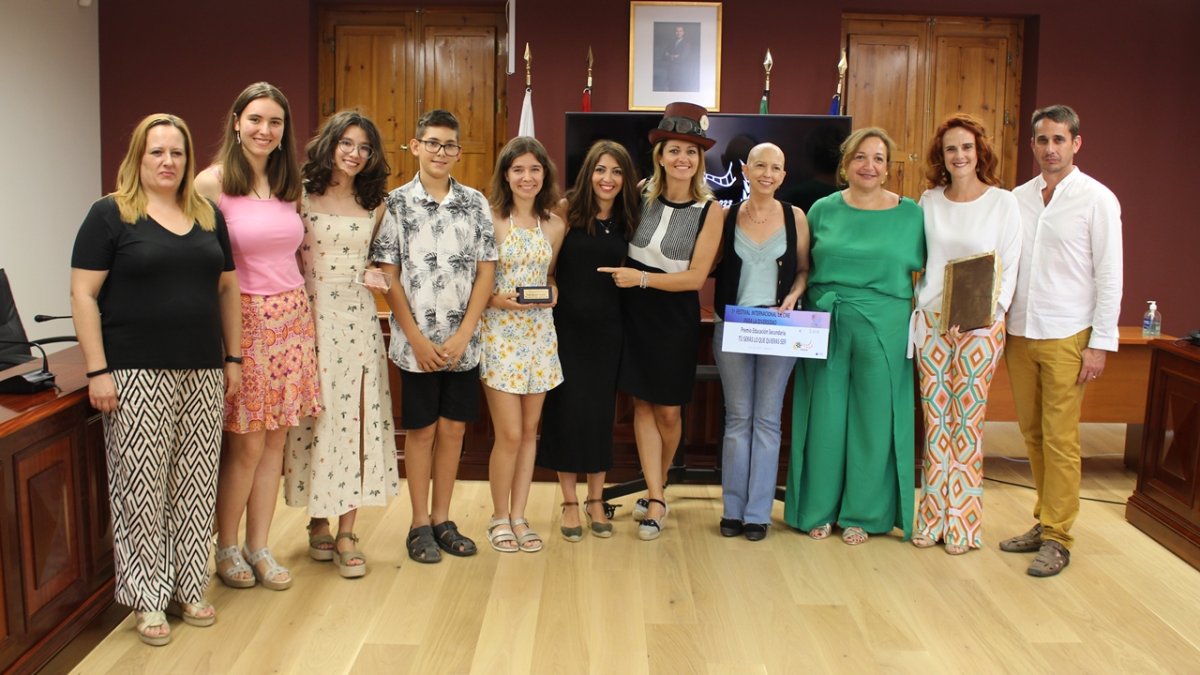 Visita de la directora del IAM al Ayuntamiento de Huércal de Almería.