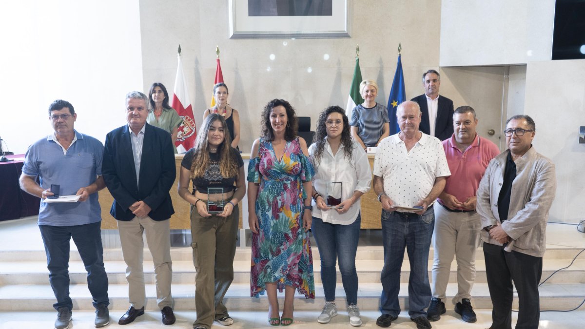 Entrega del Escudo de Oro a los donantes de sangre.