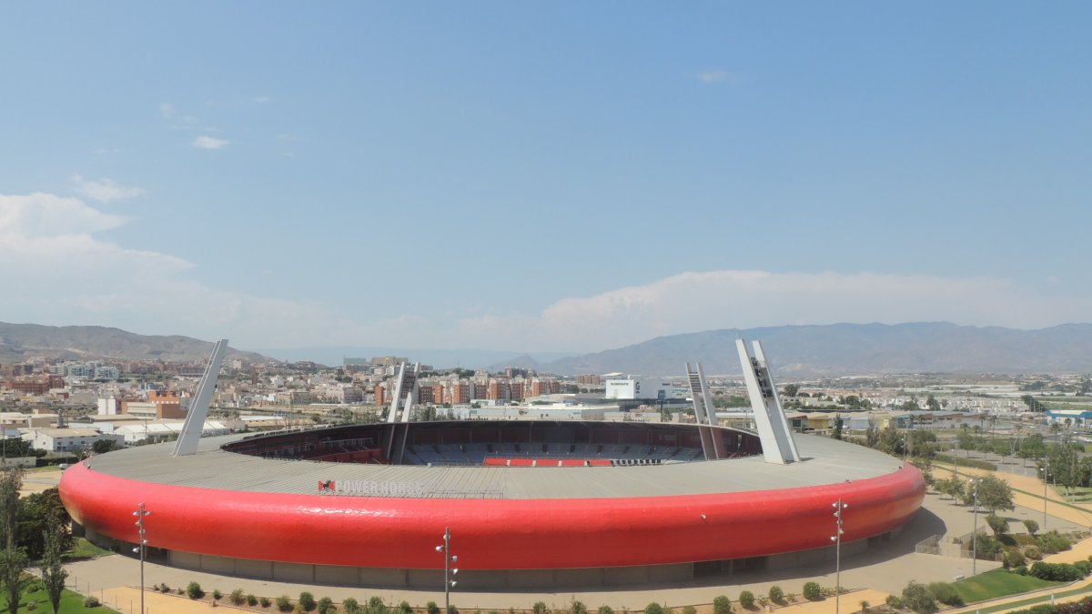 El Estadio de los Juegos Mediterráneos abrirá la nueva temporada 23-24.