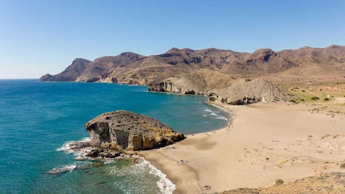Playa de Mónsul.