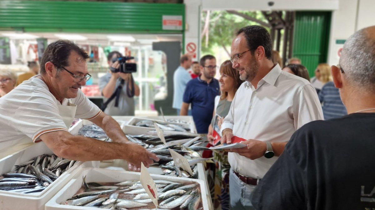 Hernando, este sábado en el mercado de Los Ángeles.