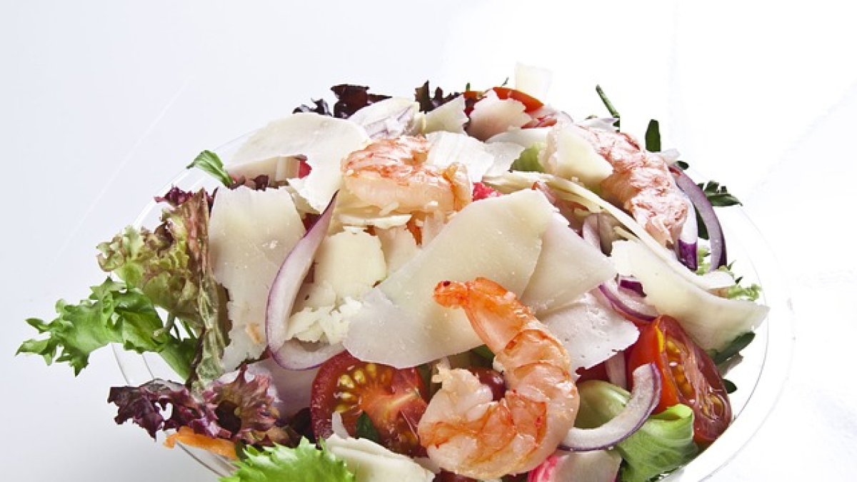 Ensalada de langostinos.