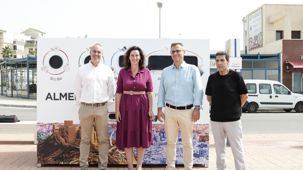 Presentación de los tres puntos limpios móviles