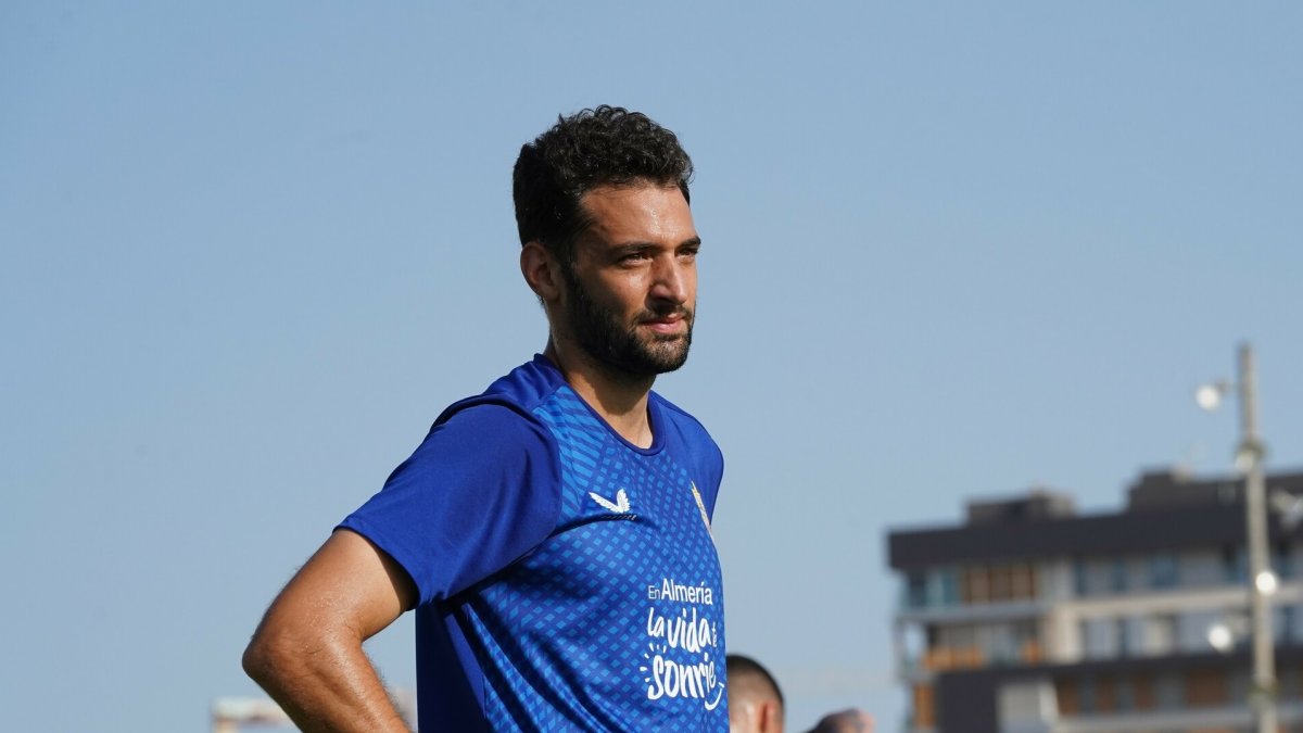Iván Martos había empezado la pretemporada con Vicente Moreno.