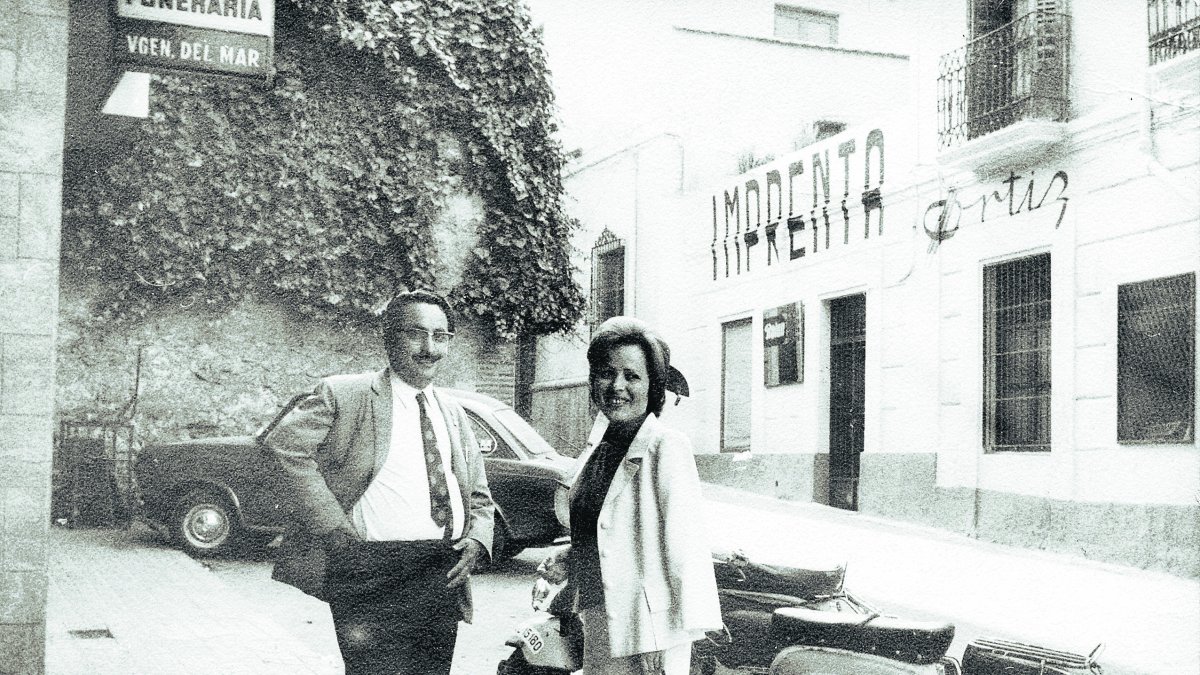 Fachada de la imprenta Ortiz en los años 70. Lindaba con la casa de Perceval.