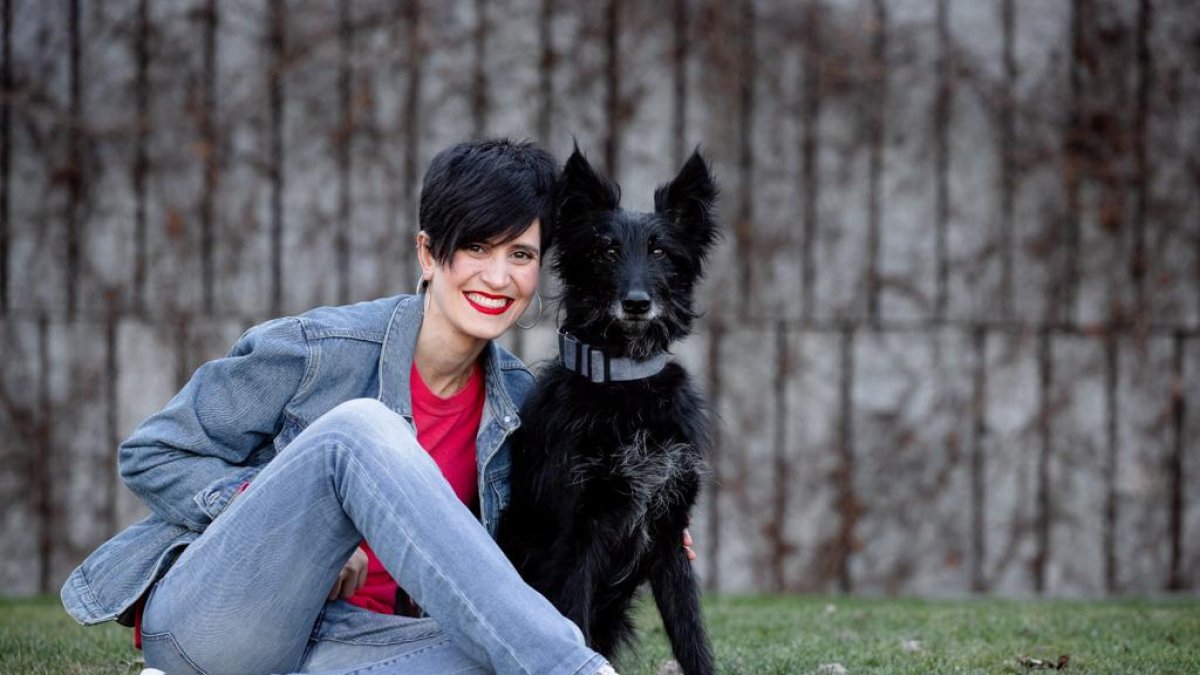 Sharon Sitzer, autora del cuento \'Perretes con suerte\' de editorial Mr. Momo.