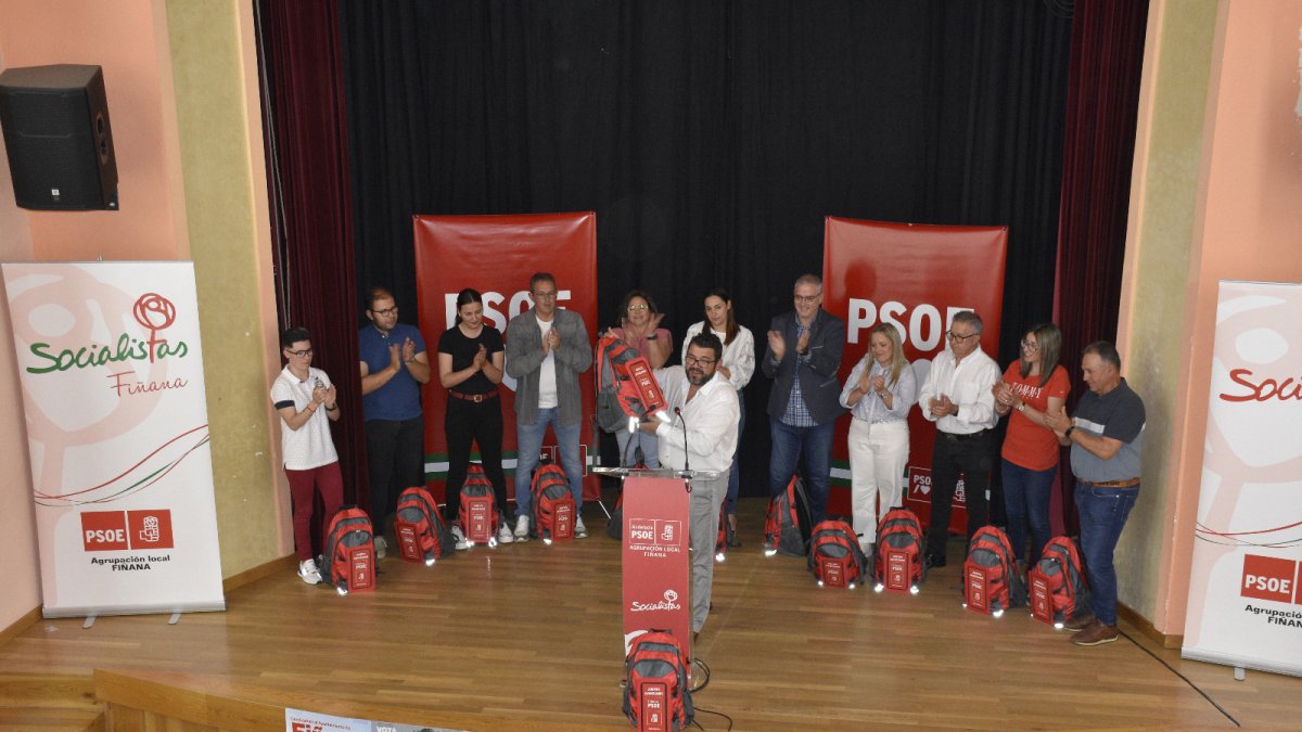 Acto del PSOE en Fiñana.