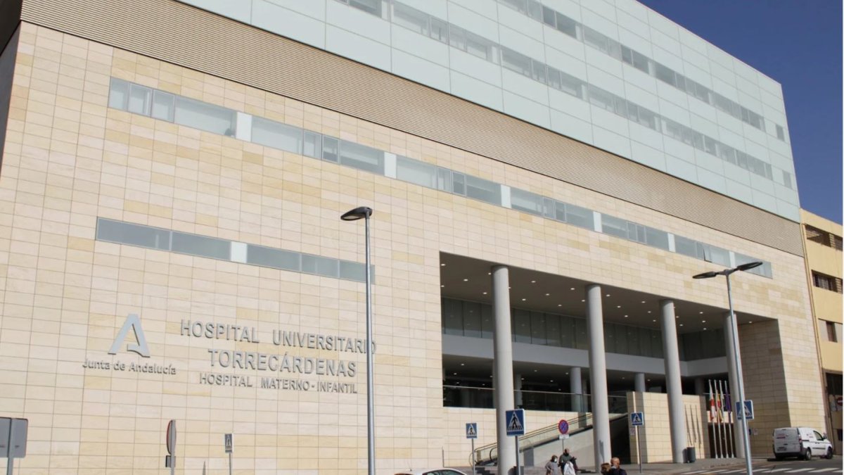 Fachada del Hospital Universitario de Torrecárdenas.