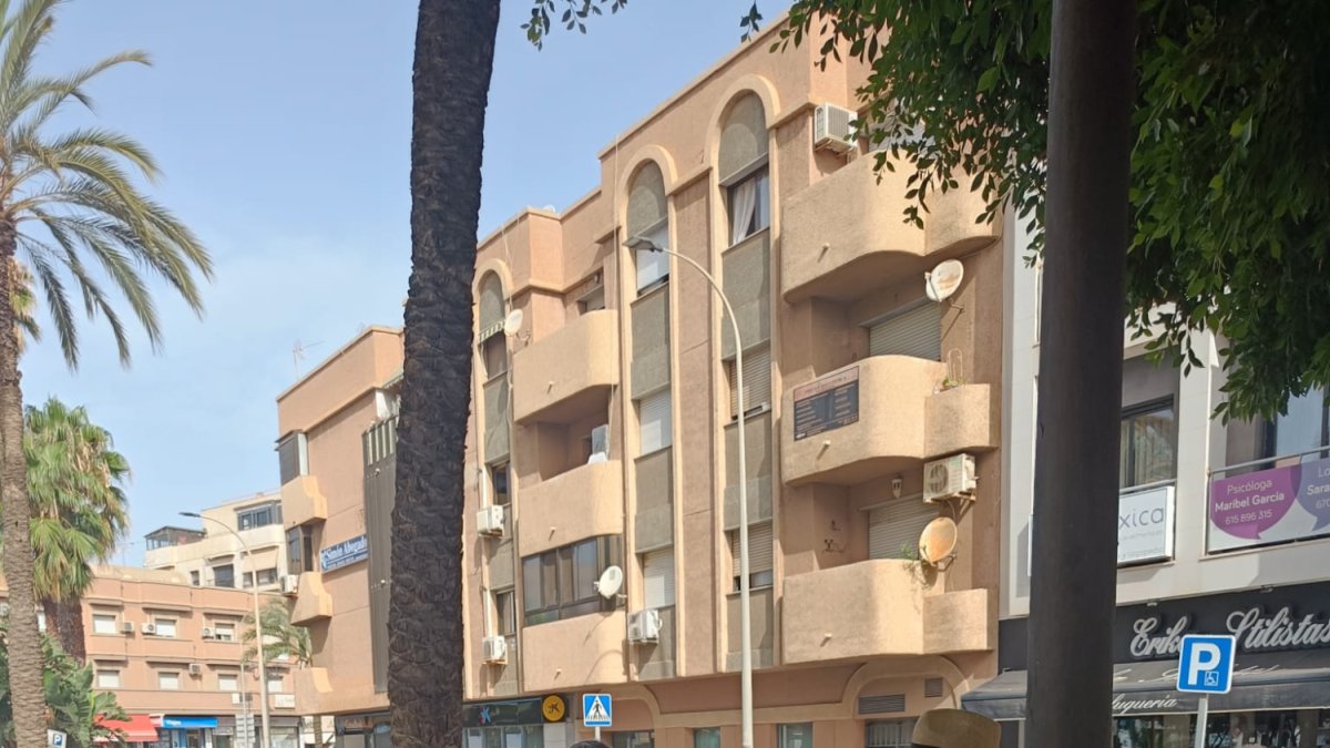 Imagen del Paseo de los Baños, en Roquetas.