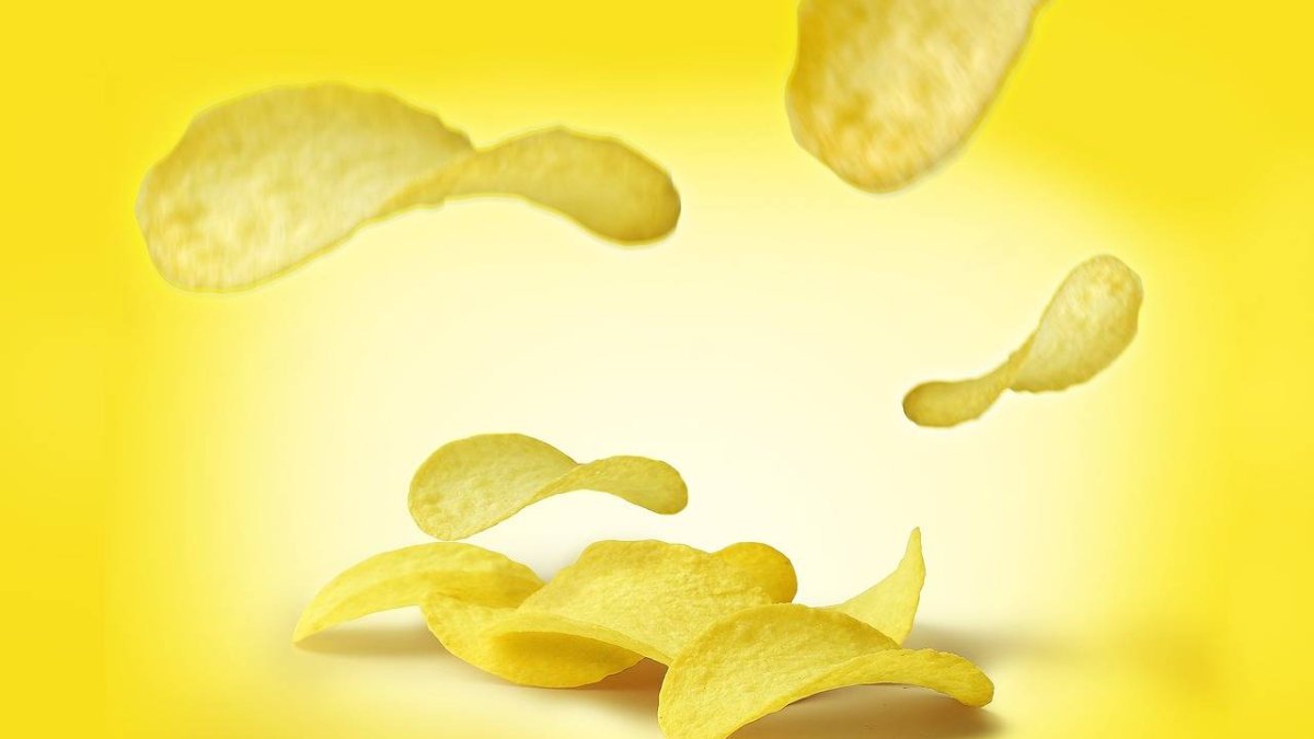 Snacks, bebidas azucaradas, precocinados, bollería industrial, carnes procesadas, galletas, lácteos azucarados, cereales refinados, pizzas o nugge