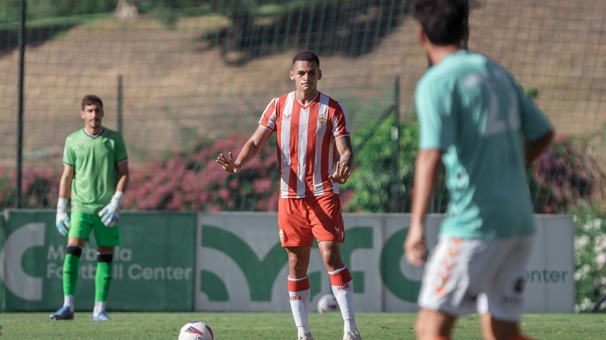 Ha llegado la hora de Kaiky en el Almería.