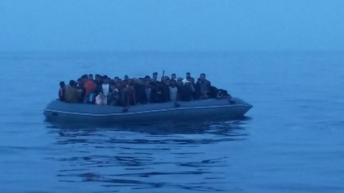 Imagen de archivo de una patera.