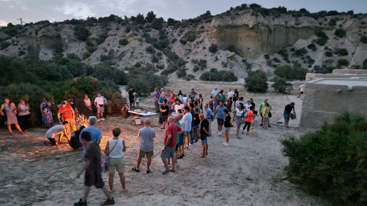 Archivo de un taller de fundición argárica junto al yacimiento y las casas argáricas.