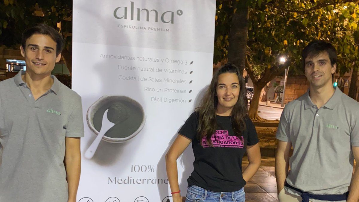 De izquierda a derecha: Luis García, Marta Barceló y Abelardo Campra.