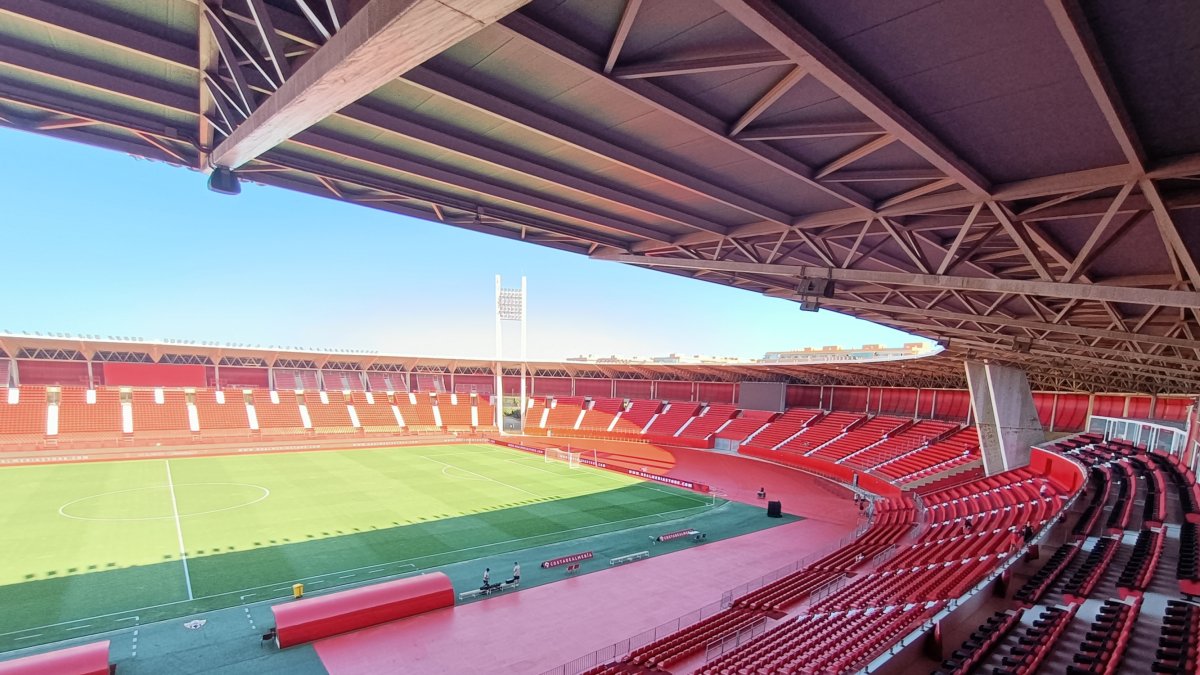 El Mediterráneo vive el primer partido de la temporada contra el Rayo Vallecano.