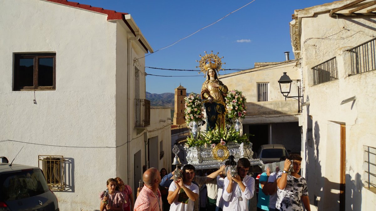 Procesión de la Virgen de los Remedios en 2022 en Serón.