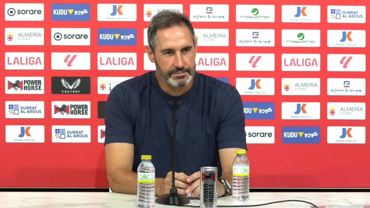 Vicente Moreno estuvo muy resolutivo en la rueda de prensa.