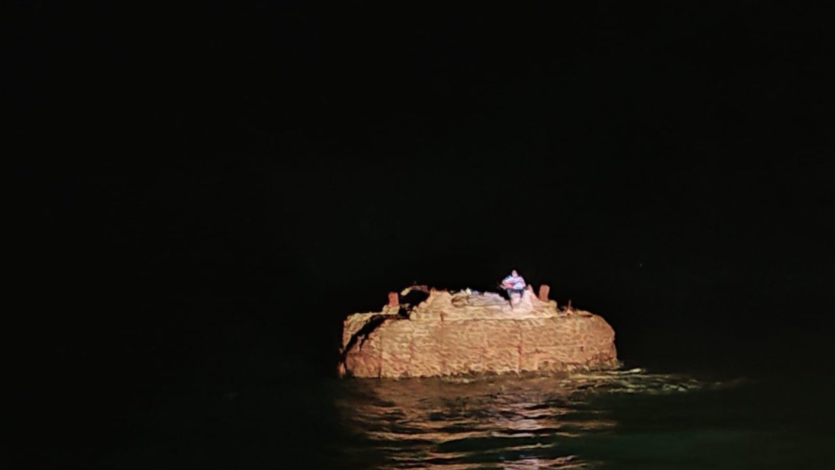 Guillermo Fernández en su último concierto sobre el mar en Cuevas del Almanzora.