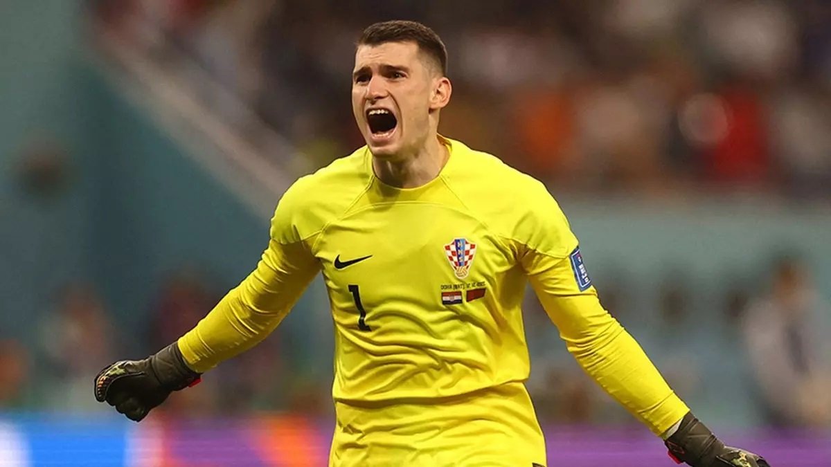 El internacional croata saldrá del Dinamo de Zagreb pero no rumbo al Almería.