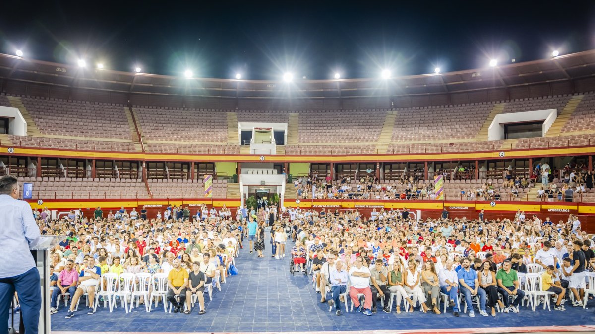 La Plaza de Toros de Roquetas fue el escenario de la clausura.