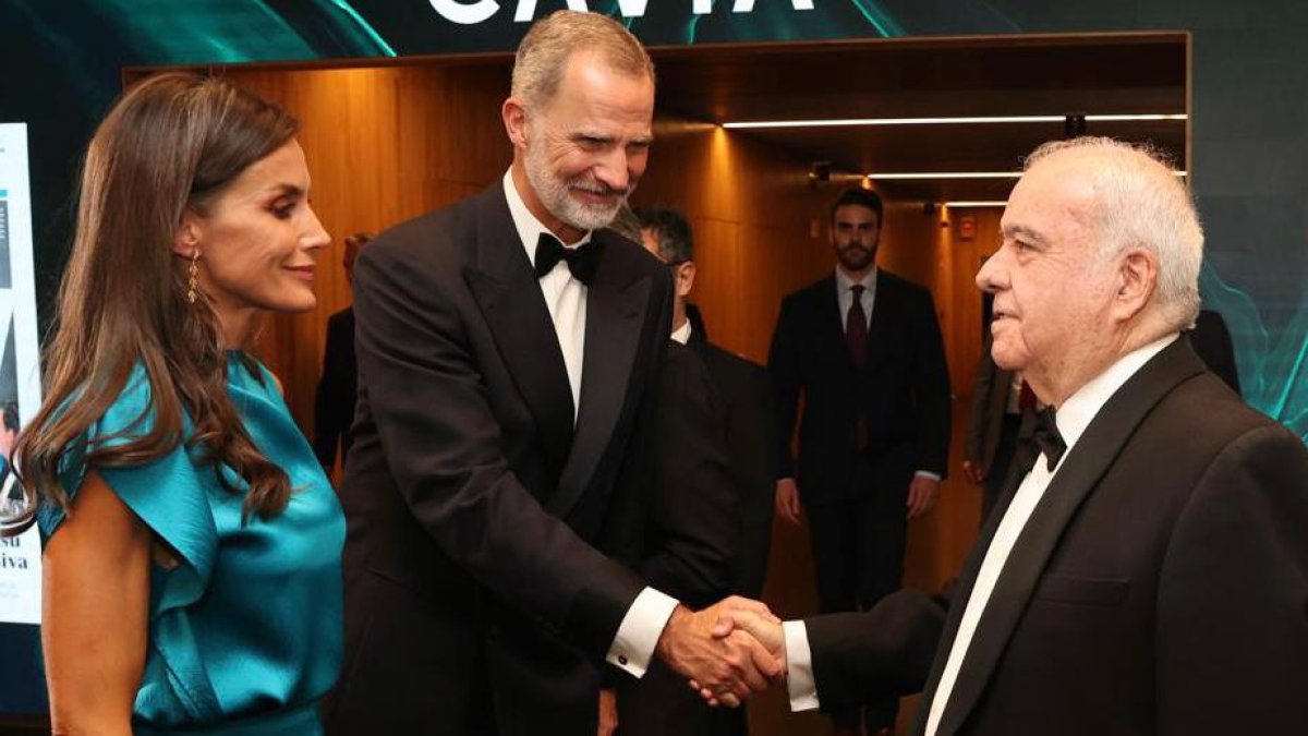 Francisco Giménez recibió de manos de los Reyes de España el Premio de Honor de la Asociación de la Prensa de Madrid (APM)