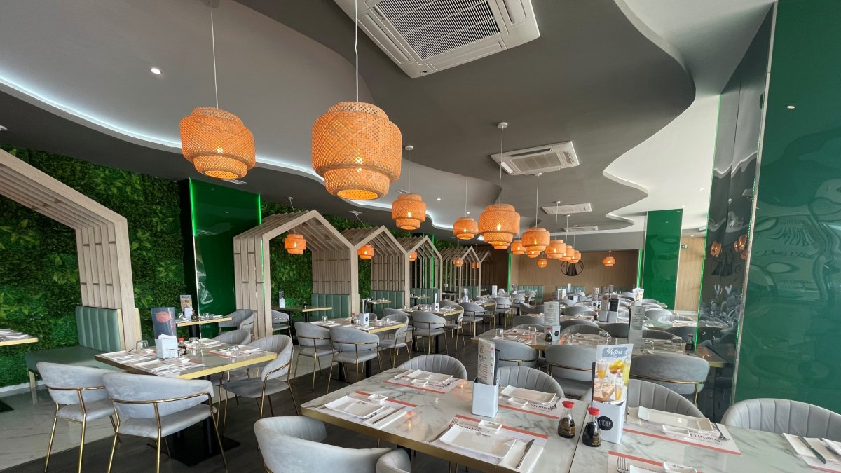 Restaurante en la avenida de la Vega de Acá, 71.