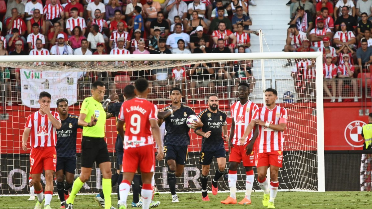 Momento del gol de Bellingham, que suponía el empate para el Real Madrid en el Mediterráneo.