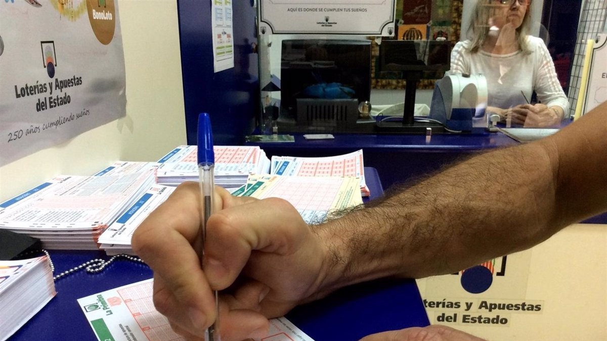 La Primitiva deja un premio en Almería.