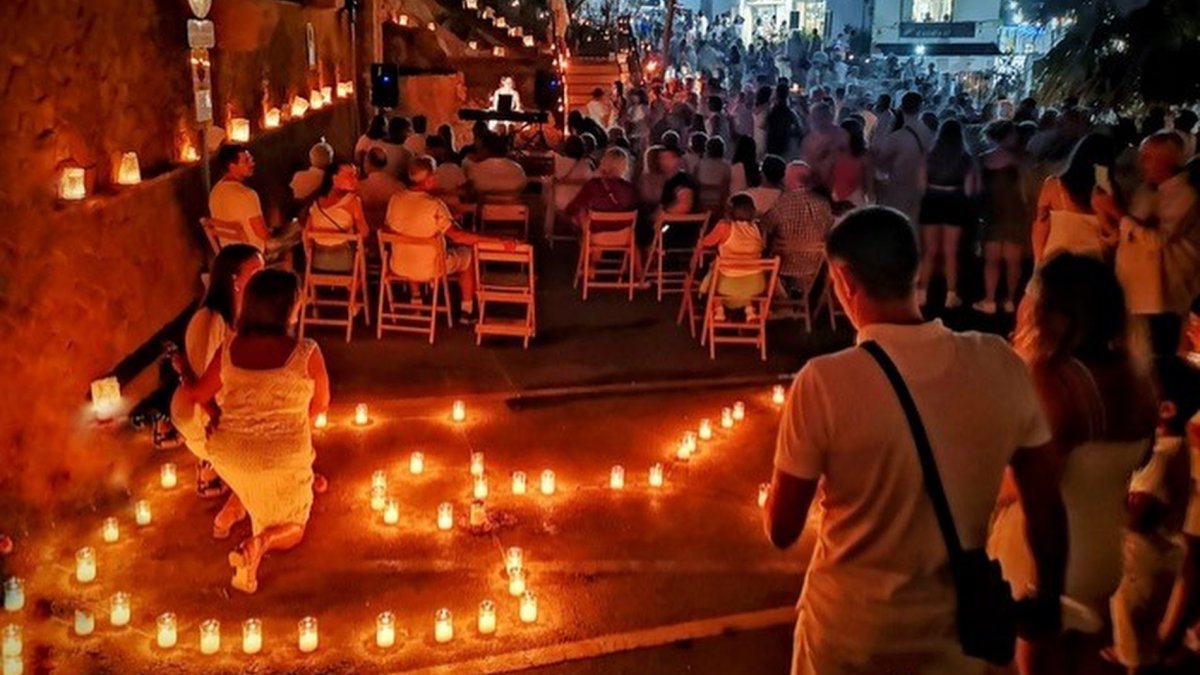 Imagen de la décima edición de la Noche de las Velas en Mojácar