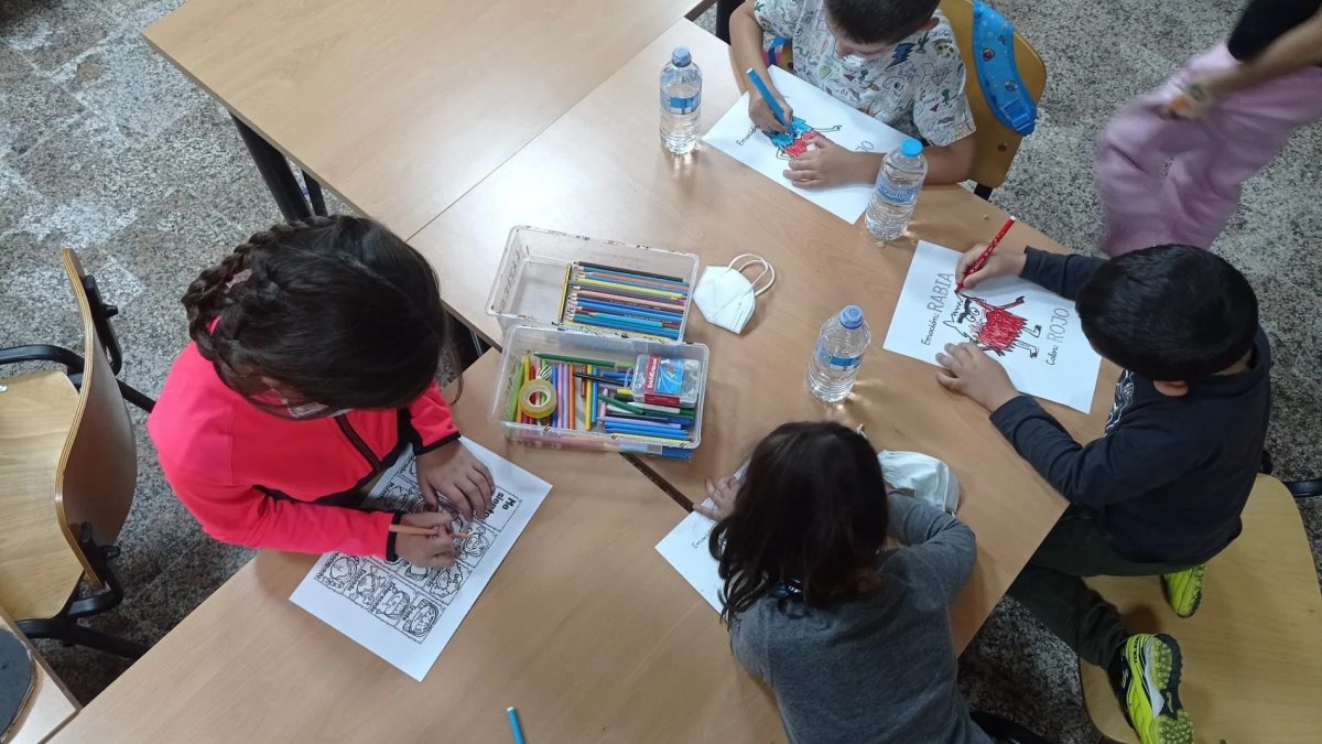 Imagen de archivo de los niños en la ludoteca de Cantoria.