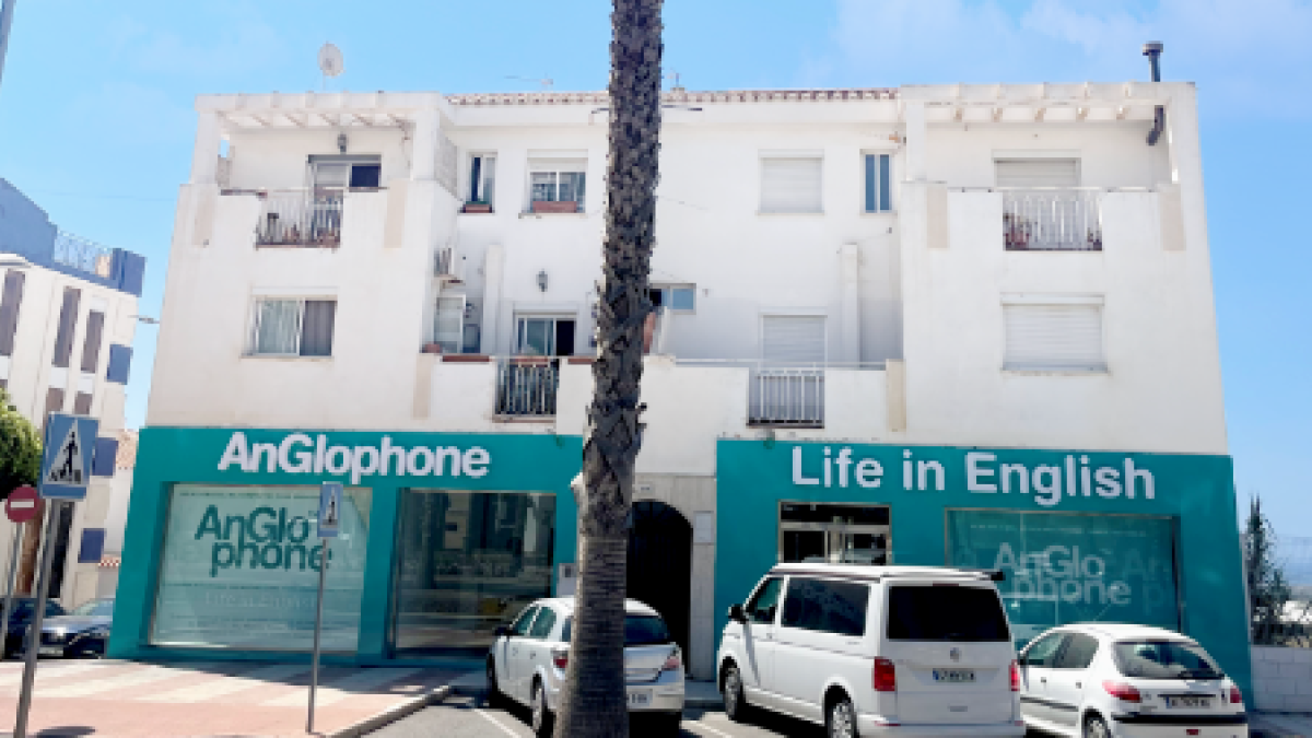 Nuevo centro en la avenida Carlos III, 100, Aguadulce.