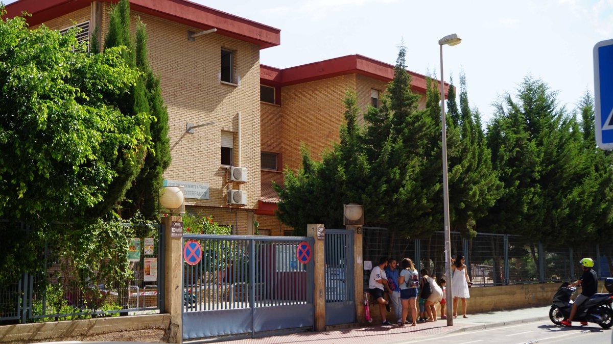 Primer día de clase en un colegio de Almería.