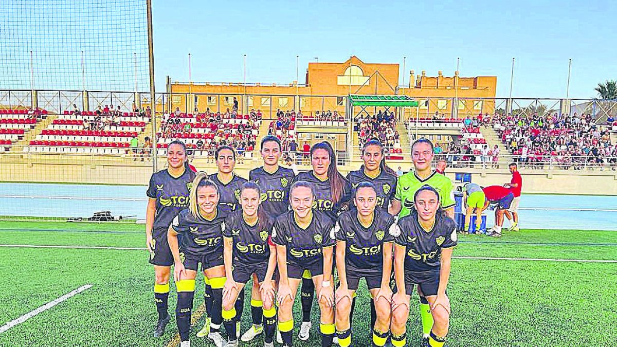 El once del Almería en la Copa del Rey ante La Solana.