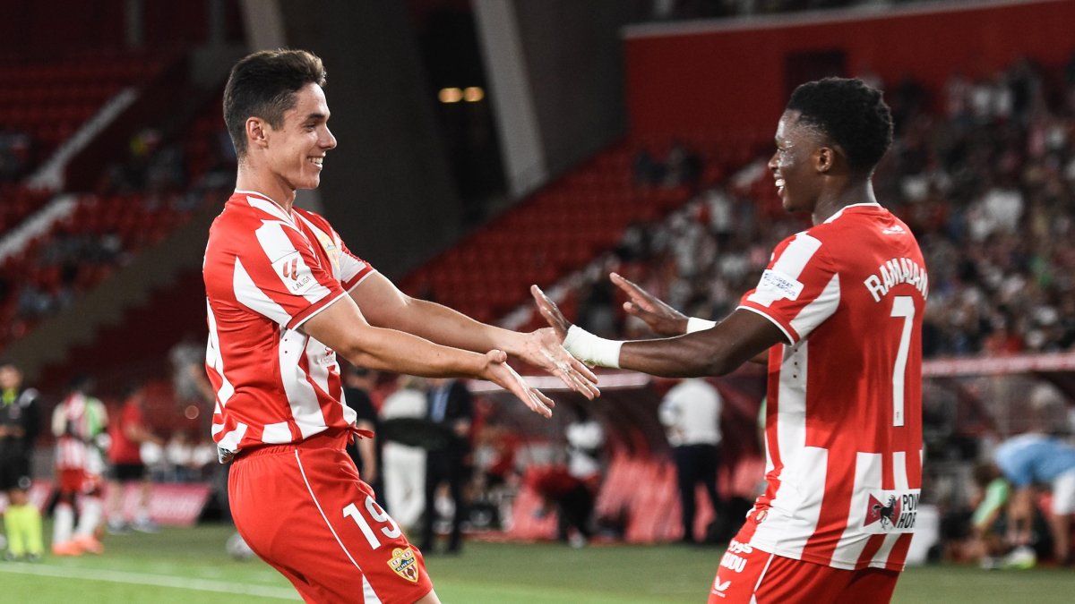 Arribas y Ramazani, llamados a hacer una gran temporada con el Almería.