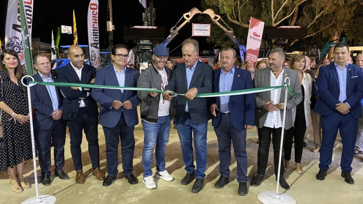Inauguración de EXPULMA en las Fiestas de San Miguel en Pulpí.