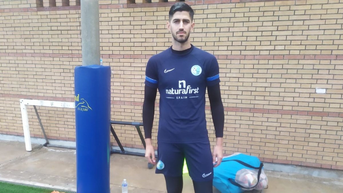 Godino se apunta a otra temporada como celeste.