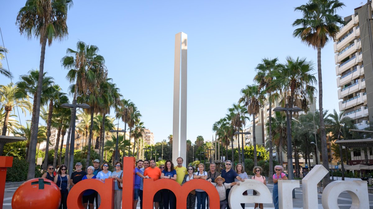 Foto de familia de la marcha urbana celebrada este sábado.