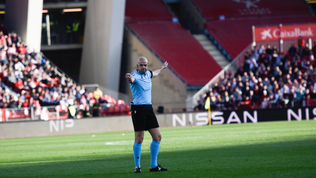 González Fuertes en su última visita al Mediterráneo. El Almería cayó con el Villarreal.