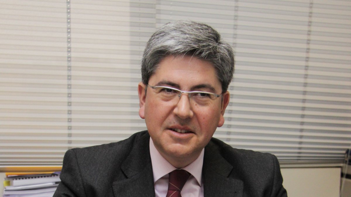 Antonio Abad nació en la Plaza Granero de Almería en 1963.