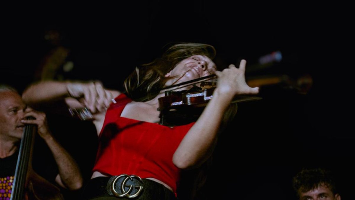 Mónica Montero en su debut en el Festival Guajira en Almería.